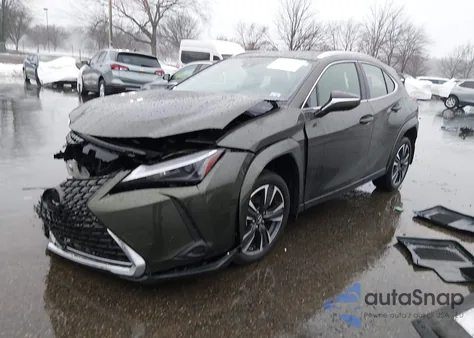 2024 Lexus Ux 250H Premium z USA, uszkodzony, nr VIN JTHP9JBH4R2078472